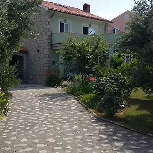 Apartman Banjol744, Banjol