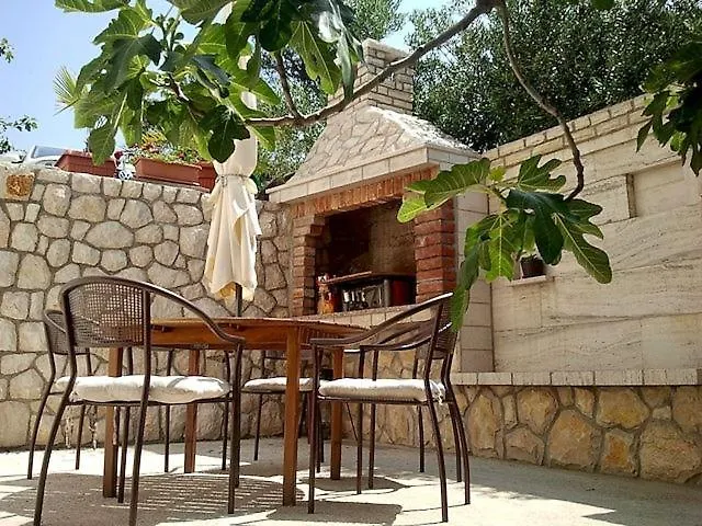 Apartment Guesthouse Banjol