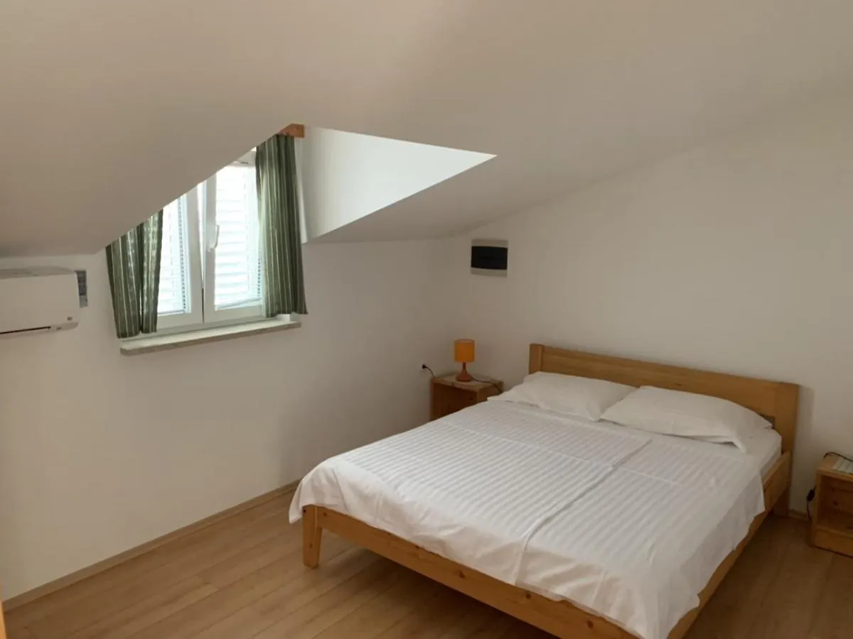 Guesthouse Banjol 0*,